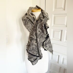 Saldarini Black Gray Floral Scarf 100% Wool Wrap